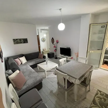 Asia Beach Apartments 公寓 *